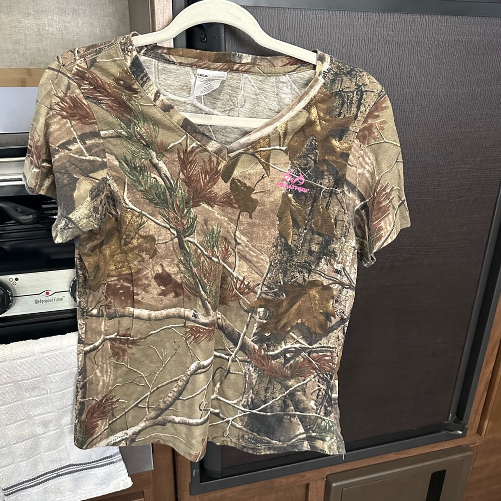 Real tree camo tshirt